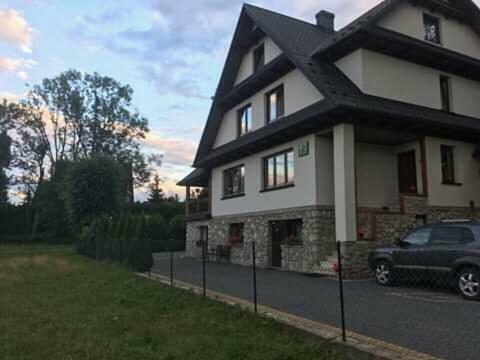 Janos Pokoje Goscinne Bialka Tatrzanska Exterior photo